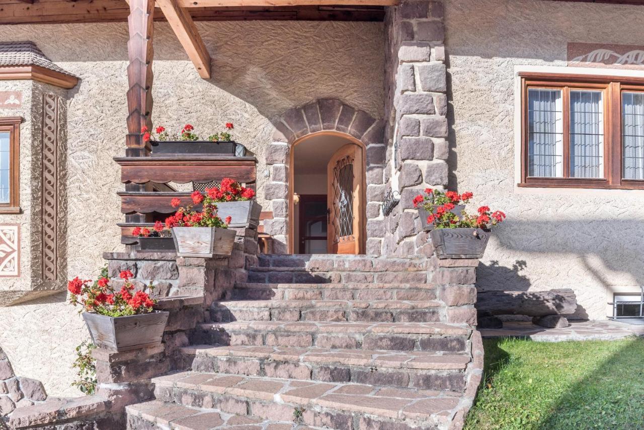 Villa Soldanella Ortisei Luaran gambar